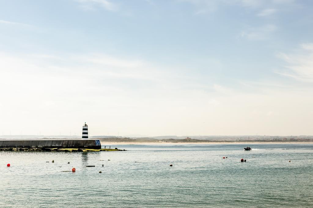 KateKero Bed & Breakfast Peniche Bagian luar foto