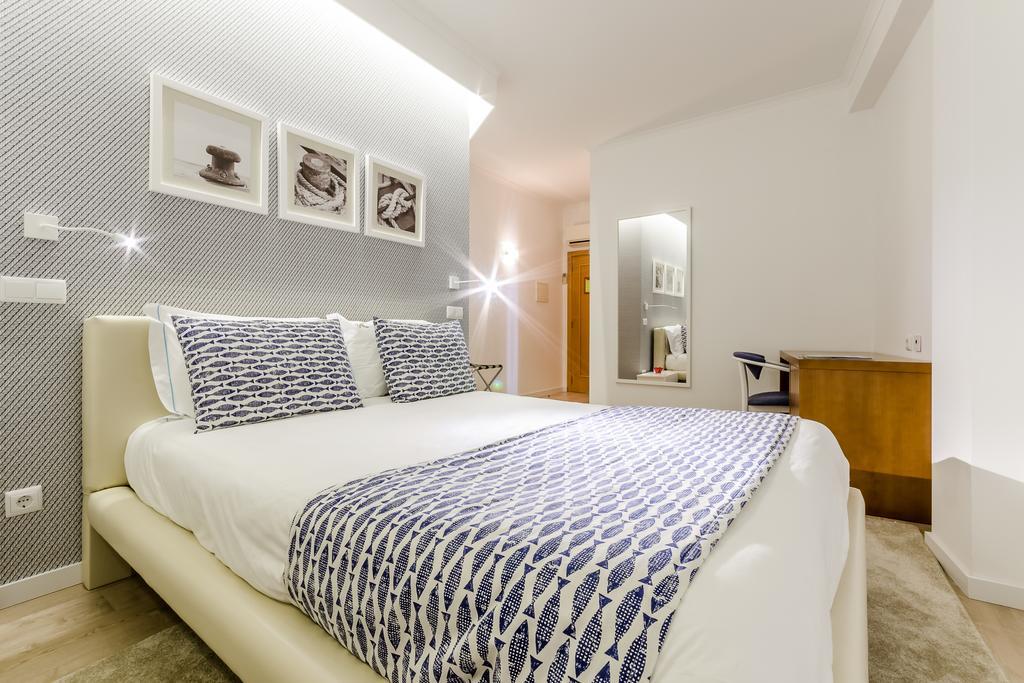 KateKero Bed & Breakfast Peniche Bagian luar foto