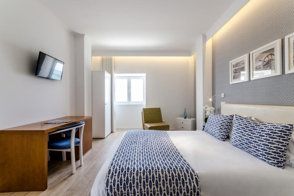 KateKero Bed & Breakfast Peniche Bagian luar foto